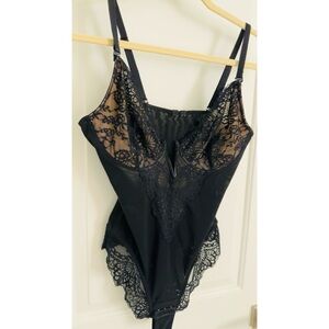 Chic Black Lace Shapewear Bodysuit